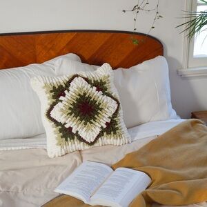 Handmade Chunky Crochet Pillow - Blue & White Starburst Design - Dolphin Baby